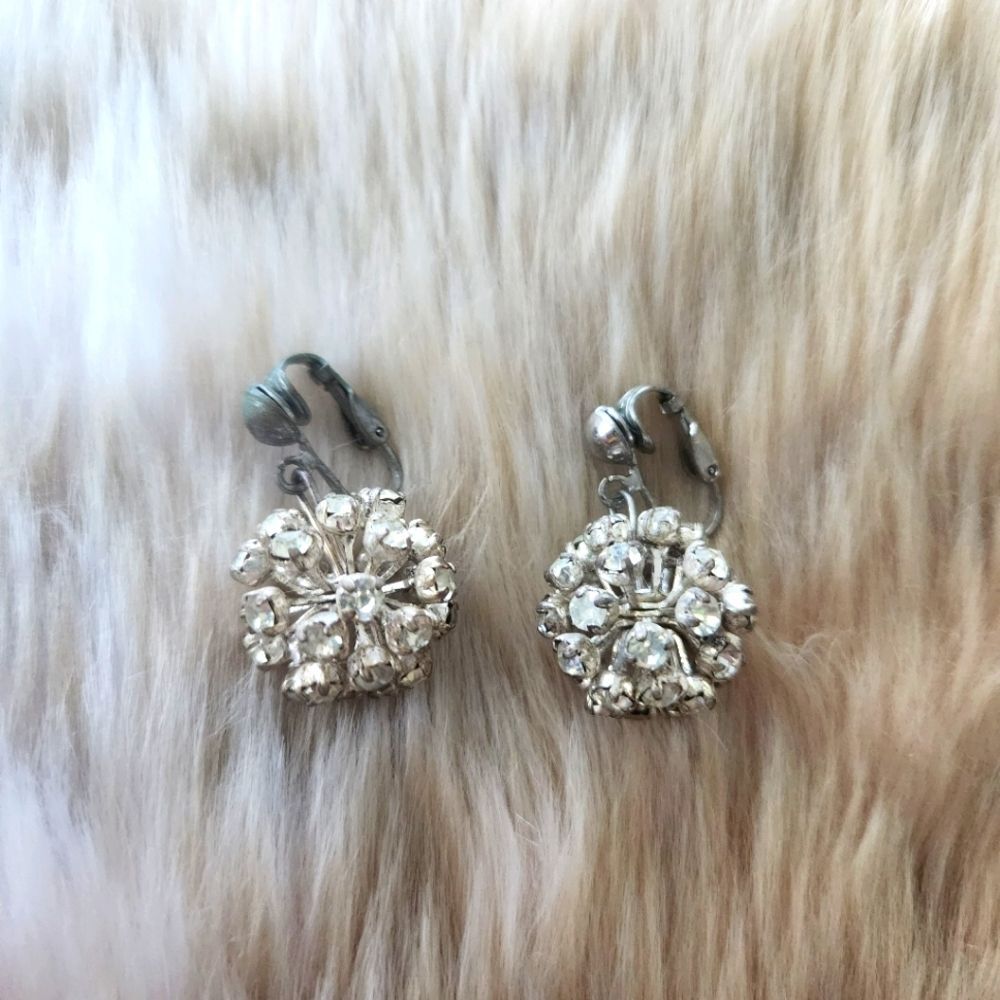 Vintage Silver‎ Rhinestone Ball Cluster Clip-On Earrings